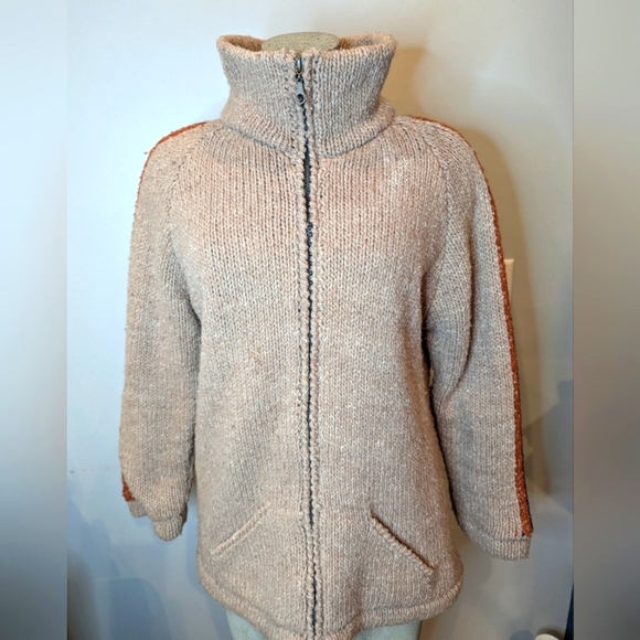 Wool zip up Cardigan jacket with fleece lining. 100% wool size L by Laundromat - Picture 3 of 11